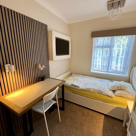 Home Accommodation سوثامبتون المظهر الخارجي الصورة